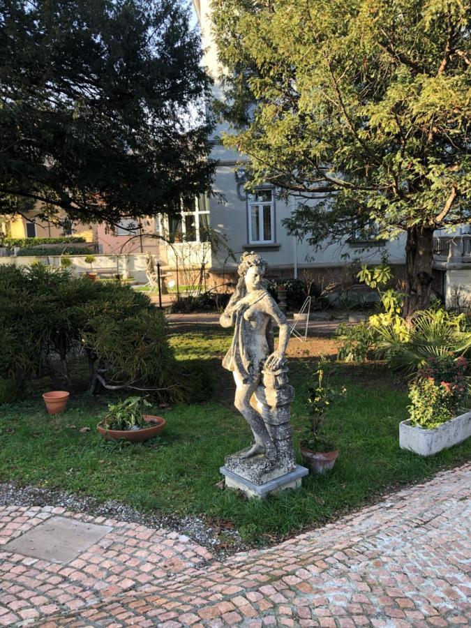 Villa Sapi Arcisate Eksteriør billede